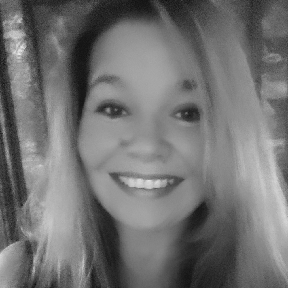 Meet your Posher, Angie